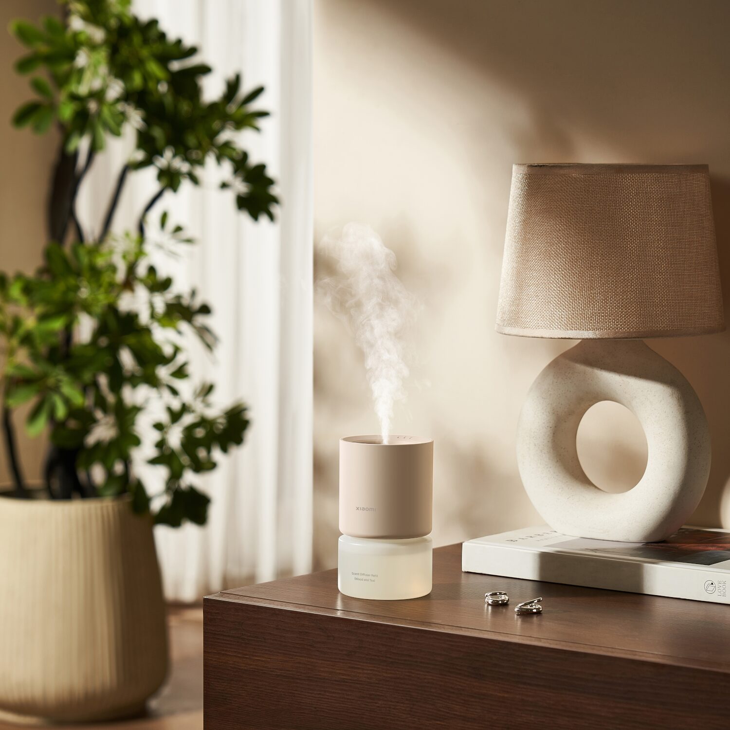 Xiaomi Smart Scent Diffuser (Smart App Control, RGB Ambient Lighting, Motion Sensor, 50-Day Battery) - Image 3