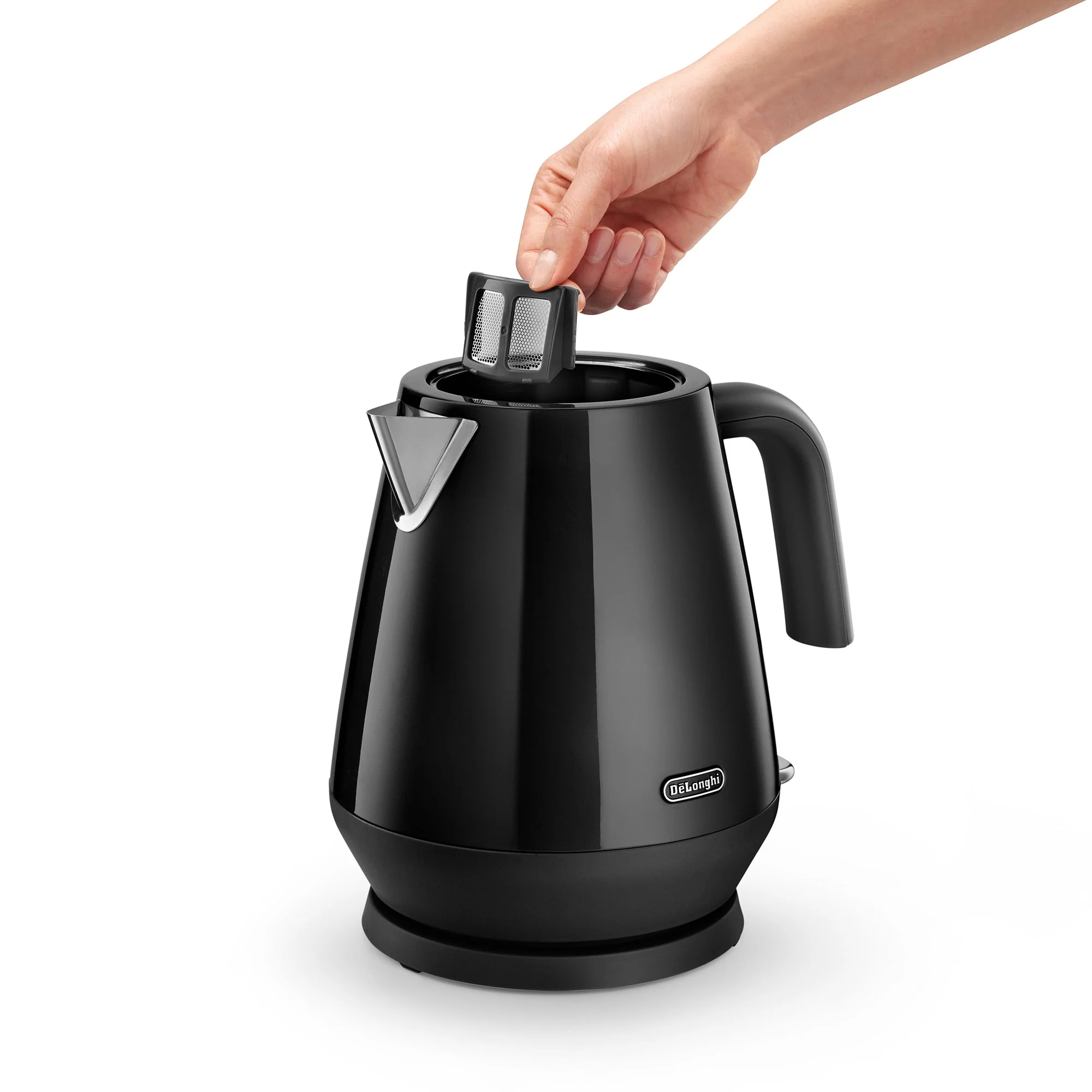 Delonghi-Eclettica Cordless Kettle With Changeable Base Black - Image 2